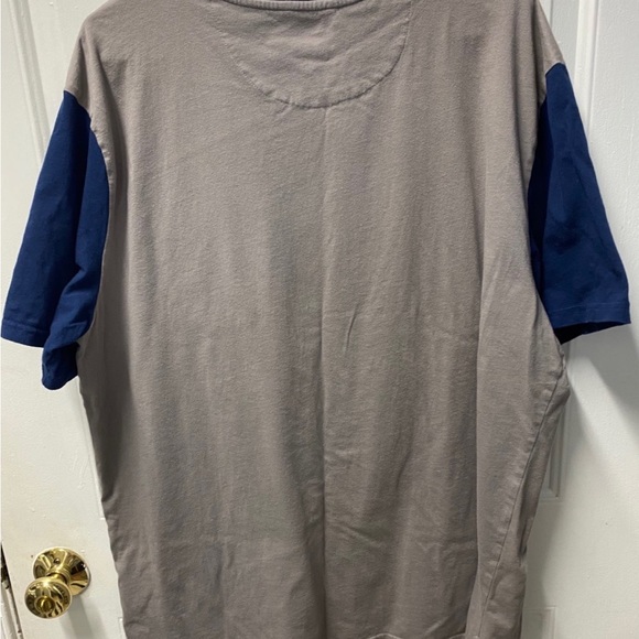 Disney Parks T-Shirt Gray Blue with Pocket XL Authentic Park Merch - Picture 3 of 4